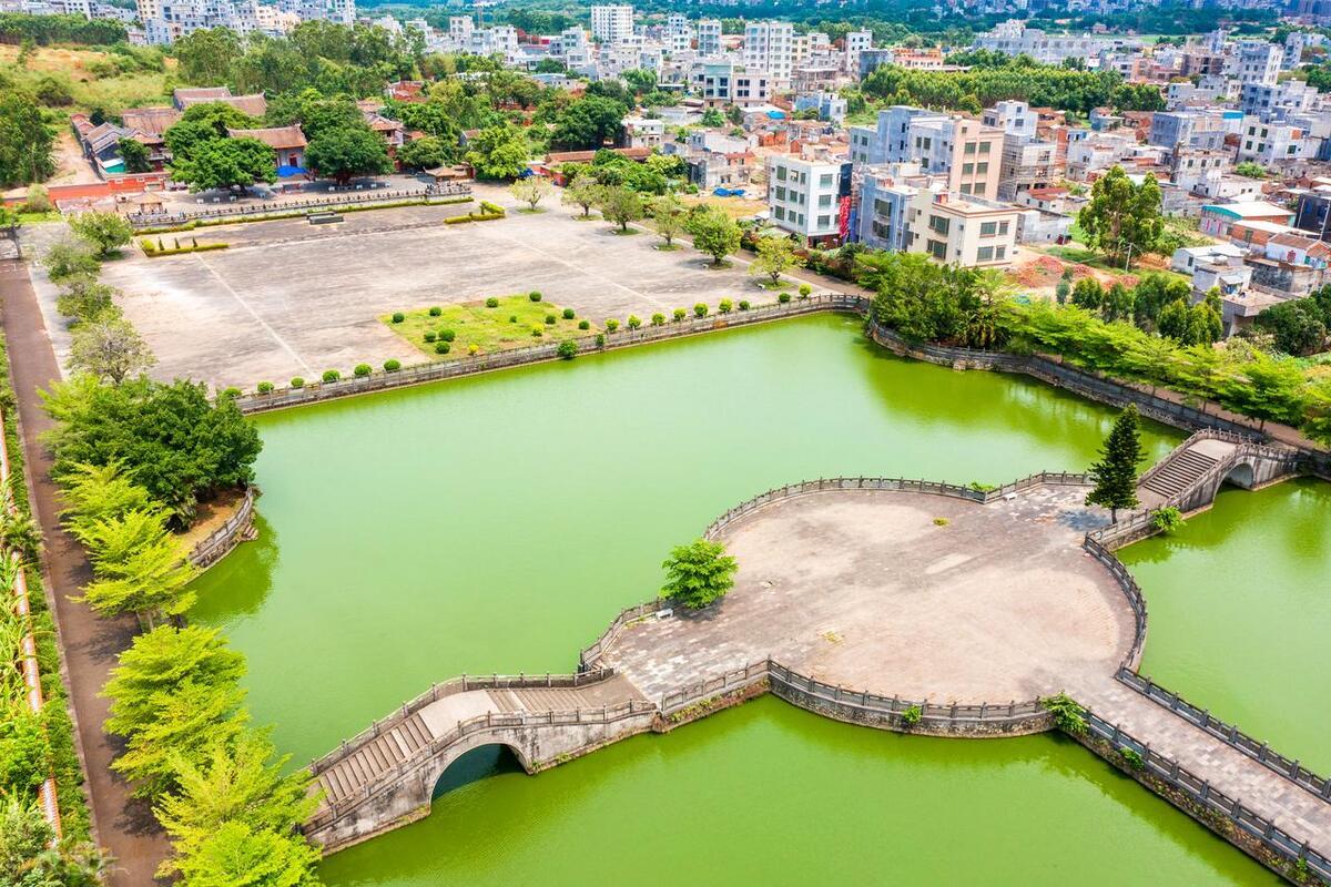 湛江最新楼盘价格暴跌,湛江最新楼盘价格暴跌，市场变化下的观察与思考